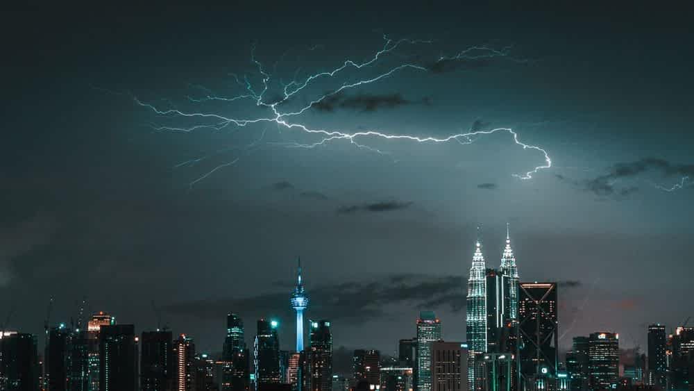 Storm chasing - A timelapse of a stormy Kuala Lumpur
